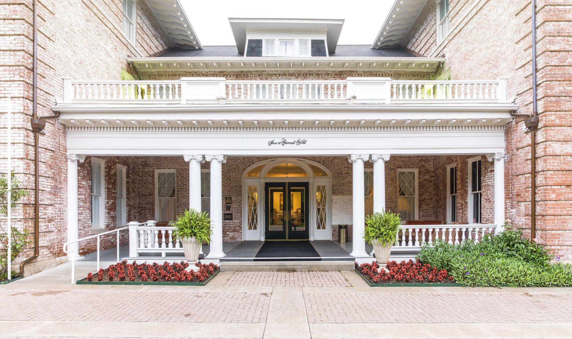 Inn at Carnall Hall Fayetteville Exteriör bild